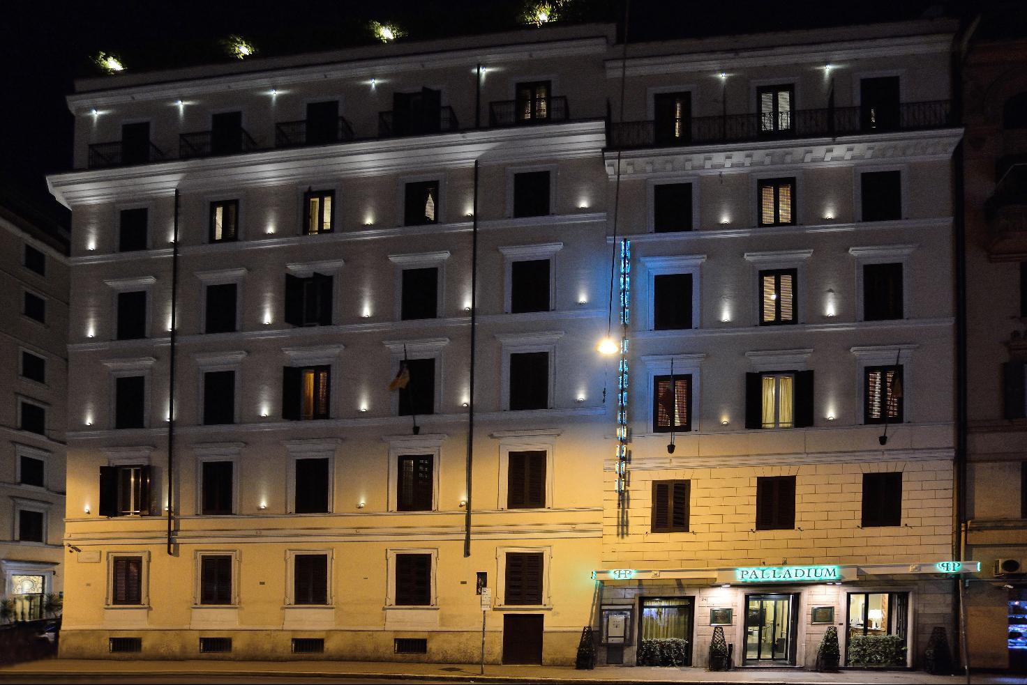 Hotel Palladium Palace Рим Экстерьер фото